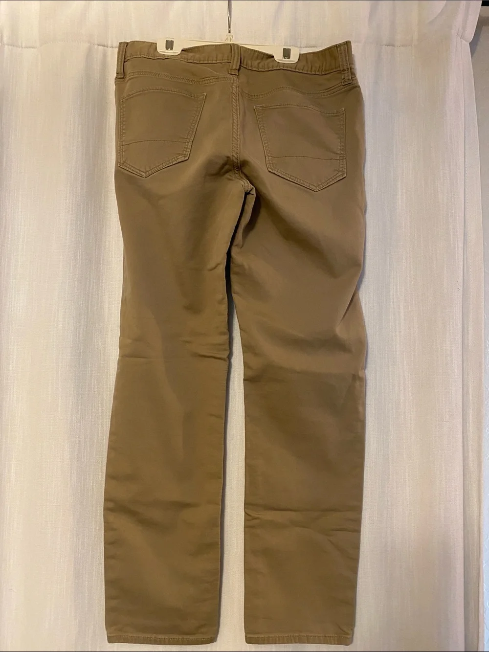 Banana Republic Travel Jean Slim Straight in Khaki Brown